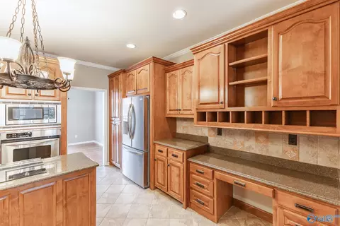Kitchen - 87 Forest Home Dr, Trinity, AL 35673 photo 2 of 3