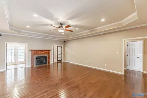 Living - 87 Forest Home Dr, Trinity, AL 35673 photo 2 of 5
