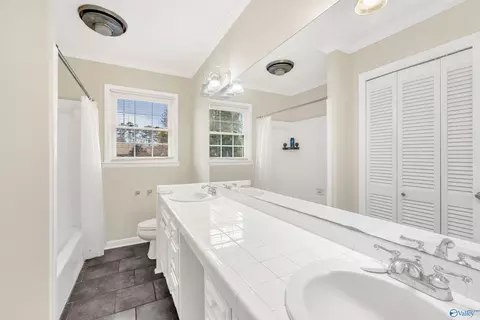 Bath - 413 Apple Ave, Albertville, AL 35950 photo 3 of 4