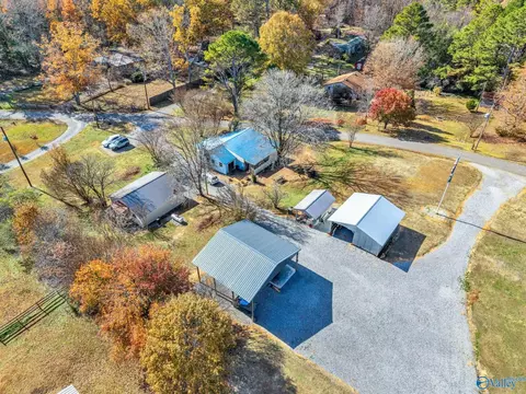 323 Beshears Dr, Huntsville, AL 35803