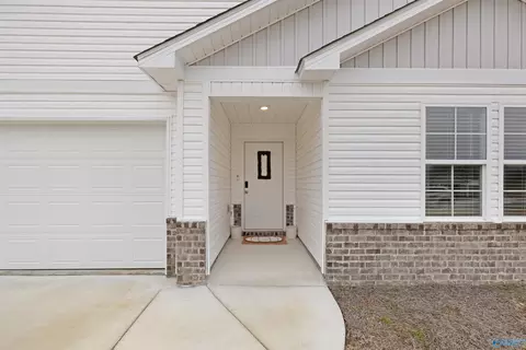 Entry Way - 306 Pointer Dr, Albertville, AL 35950 photo 1 of 3