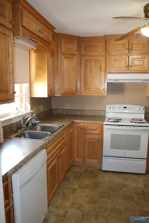 Kitchen - 74 3rd Ave, Grant, AL 35747 photo 1 of 2