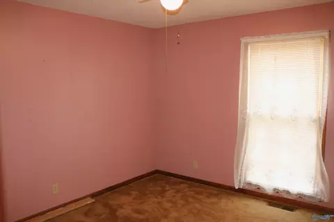 Bedroom - 74 3rd Ave, Grant, AL 35747 photo 3 of 7