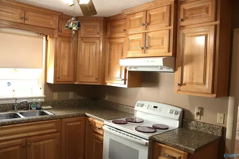 Kitchen - 74 3rd Ave, Grant, AL 35747 photo 2 of 2