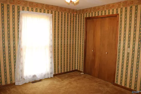 Bedroom - 74 3rd Ave, Grant, AL 35747 photo 5 of 7