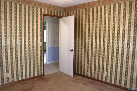 Bedroom - 74 3rd Ave, Grant, AL 35747 photo 6 of 7