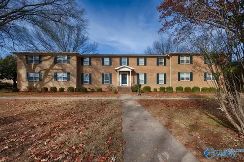 1204 Willowbrook Dr #C, Huntsville, AL 35802