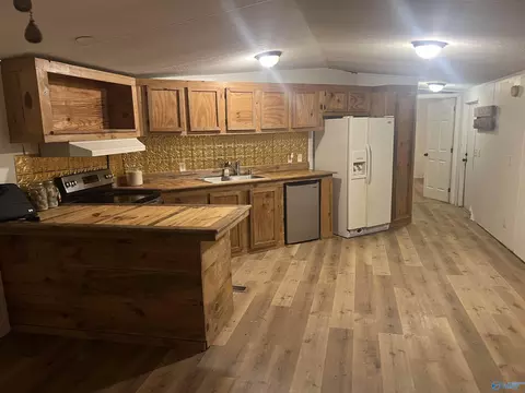475 Kerri Ln, Boaz, AL 35956