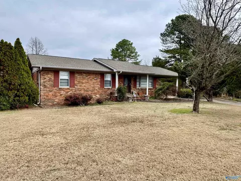 222 Clearview St, Decatur, AL 35601