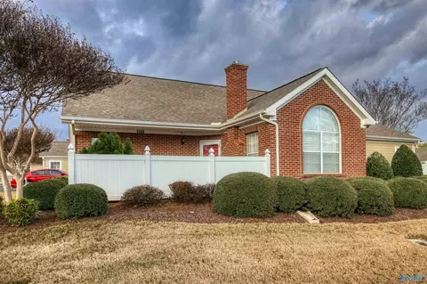 1133 Cathedral Cir #1133, Madison, AL 35758