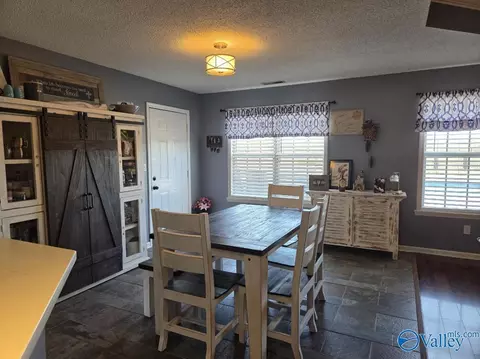 Dining - 128 County Road 496, Trinity, AL 35673 photo 1 of 1
