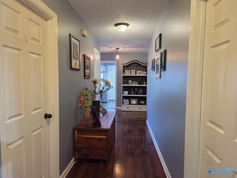 Entry Way - 128 County Road 496, Trinity, AL 35673 photo 2 of 2