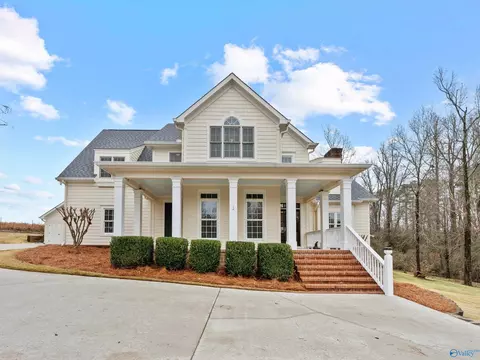 30 Cardinal Dr, Guntersville, AL 35976
