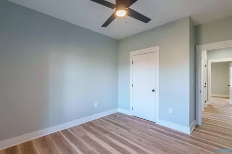 Bedroom - 687 Oakview Cir, Killen, AL 35645 photo 3 of 4