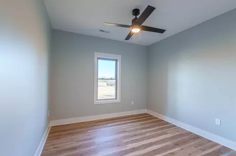 Bedroom - 687 Oakview Cir, Killen, AL 35645 photo 4 of 4