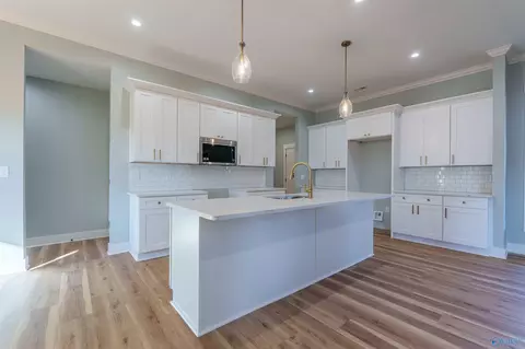 Kitchen - 687 Oakview Cir, Killen, AL 35645 photo 2 of 2