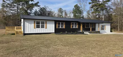 3215 Cedar Bluff Rd, Centre, AL 35960