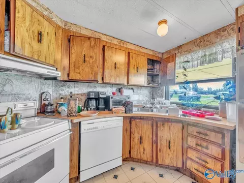 Kitchen - 7735 County Road 170, Trinity, AL 35673 photo 2 of 2