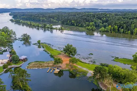 70 Camden Cove Pt, Gadsden, AL 35903