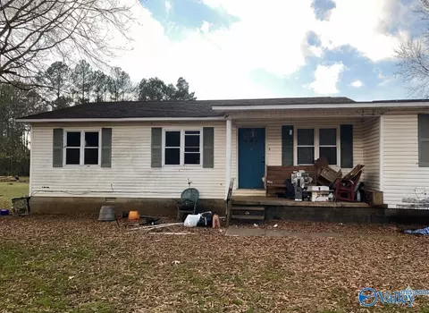 16631 Hampton Ln, Athens, AL 35611