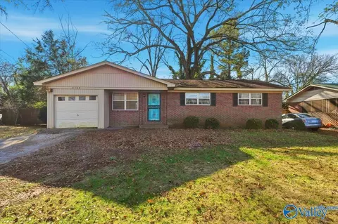 3709 S Westdale Ct, Huntsville, AL 35805