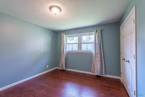 Bedroom - 203 Cedar Ln, Killen, AL 35645 photo 5 of 5
