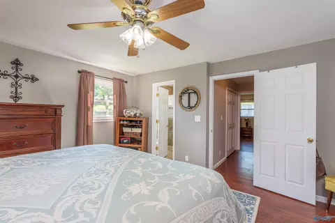 Bedroom - 203 Cedar Ln, Killen, AL 35645 photo 2 of 5