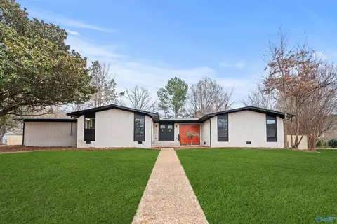 10001 SE Greenview Dr, Huntsville, AL 35803