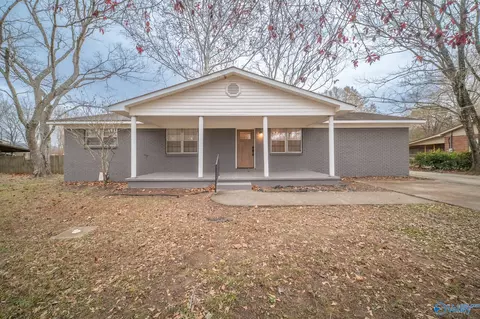 177 3rd St, Gurley, AL 35748