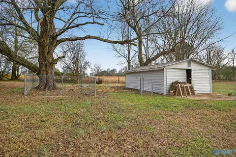 Exterior - 2270 Randles Rd, Grant, AL 35747 photo 3 of 7