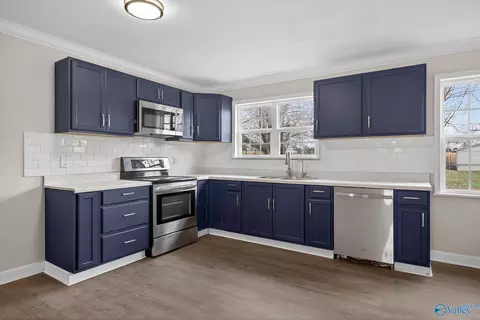 Kitchen - 2270 Randles Rd, Grant, AL 35747 photo 1 of 2