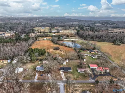View/Area - 2270 Randles Rd, Grant, AL 35747 photo 2 of 4