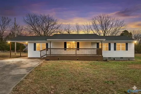 2270 Randles Rd, Grant, AL 35747