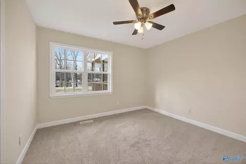 Bedroom - 2270 Randles Rd, Grant, AL 35747 photo 4 of 4