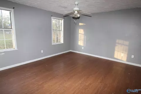 1255 Saylor Cir, Arab, AL 35016 photo 10