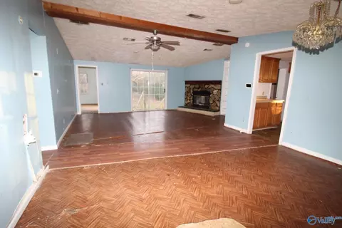 1255 Saylor Cir, Arab, AL 35016 photo 2