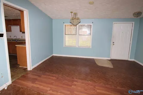 1255 Saylor Cir, Arab, AL 35016 photo 4