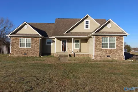 6381 Blue Pond Blvd, Fort Payne, AL 35968