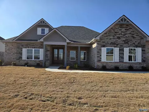 138 Brier View Dr, Meridianville, AL 35759
