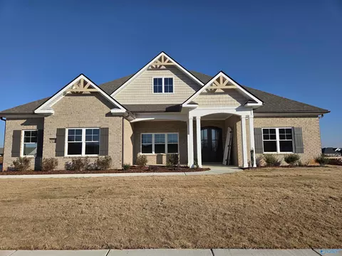 141 Brier View Dr, Meridianville, AL 35759