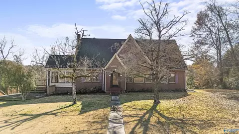 1348 3rd St, Cullman, AL 35055