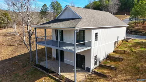 258 Sipsey Pike Rd, Double Springs, AL 35553