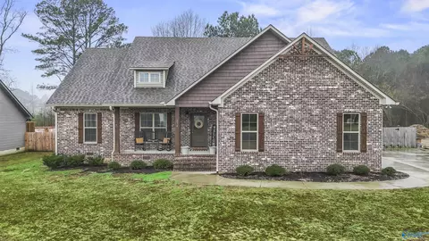 274 Kayla Cir, Boaz, AL 35957