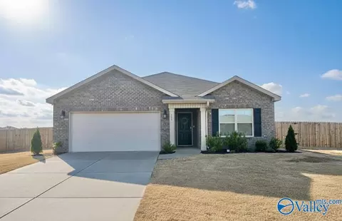 189 Tobin Ln, Hazel Green, AL 35750