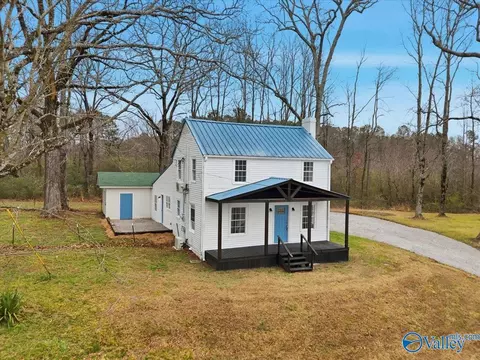 2054 Old Huntsville Hwy, Arab, AL 35016