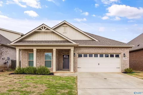 27709 Kosar Xing, Athens, AL 35613