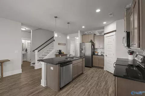 101 River Springs Ct, New Market, AL 35761
