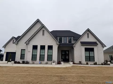 27565 Spyglass Ln, Athens, AL 35613