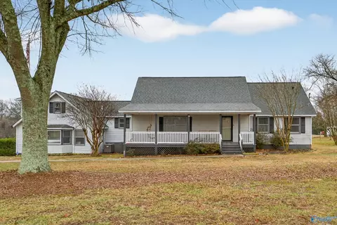 1056 Old Trinity Rd, Trinity, AL 35673