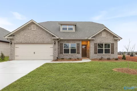 1304 Vermilion Cir, Huntsville, AL 35803